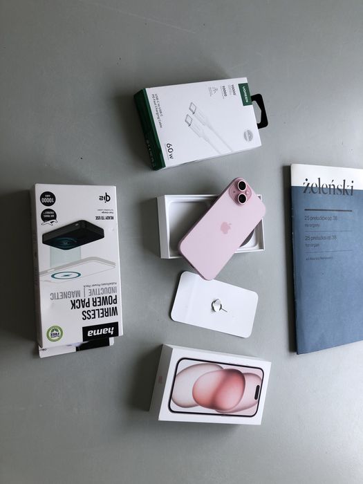 Iphon 15. 128 GB. Praktycznie nieużywany. Bat 100 pr. Stan Idealny.