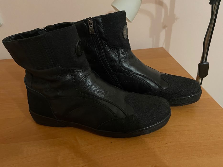 Зимові чоловічі черевики чорного кольору