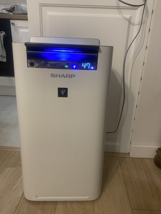 Oczyszczacz powietrza SHARP jak nowy