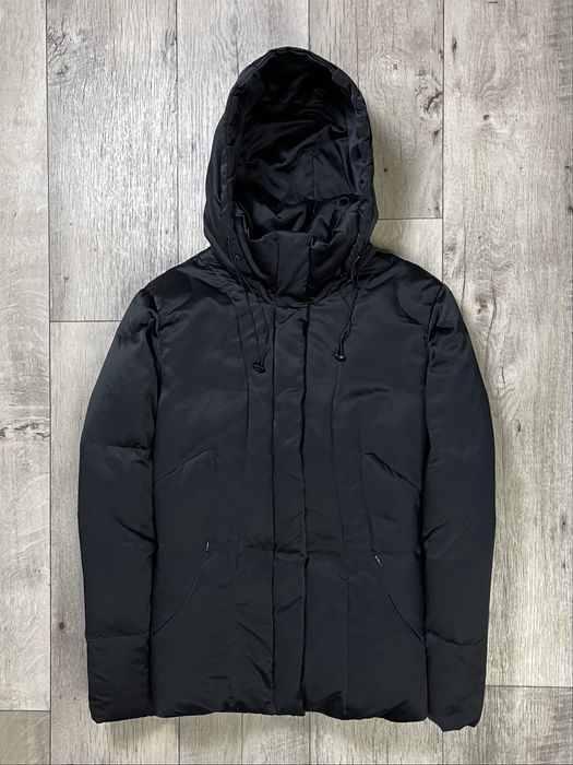 Calvin Klein куртка пуховик L размер женская черная оригинал