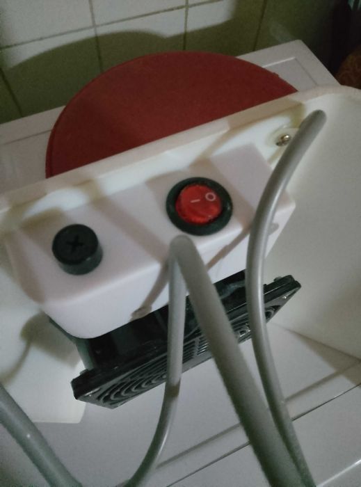 Aspirador em pó para cuidado das unhas