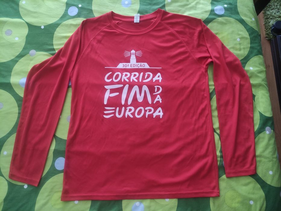 Camisola Corrida Fim da Europa - L - Nova  Entrega em mão em Almada  E