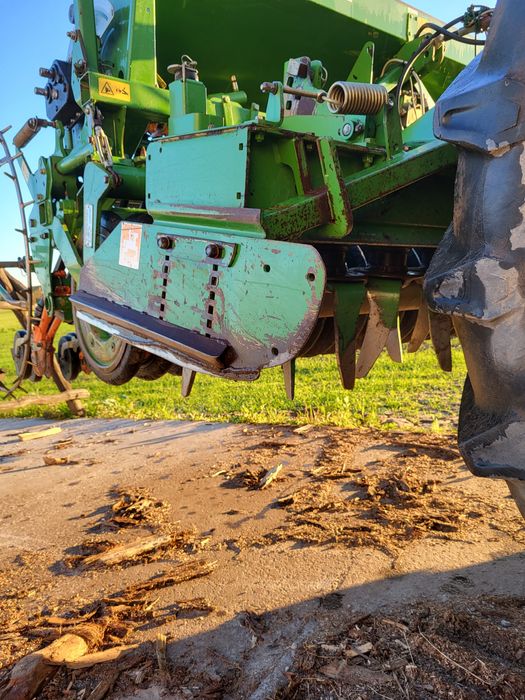 Agregat uprawowo-siewny amazone brona siewnik