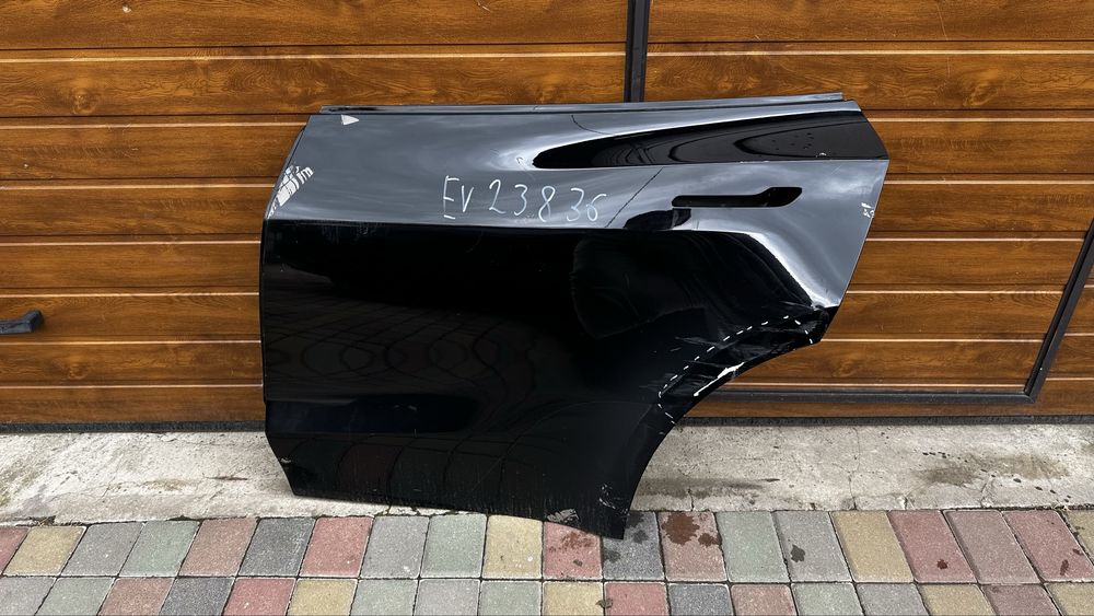 Двері задні ліві tesla model y ev23836