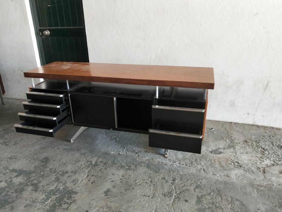 Mobiliário de escritório antigo  Daciano da costa