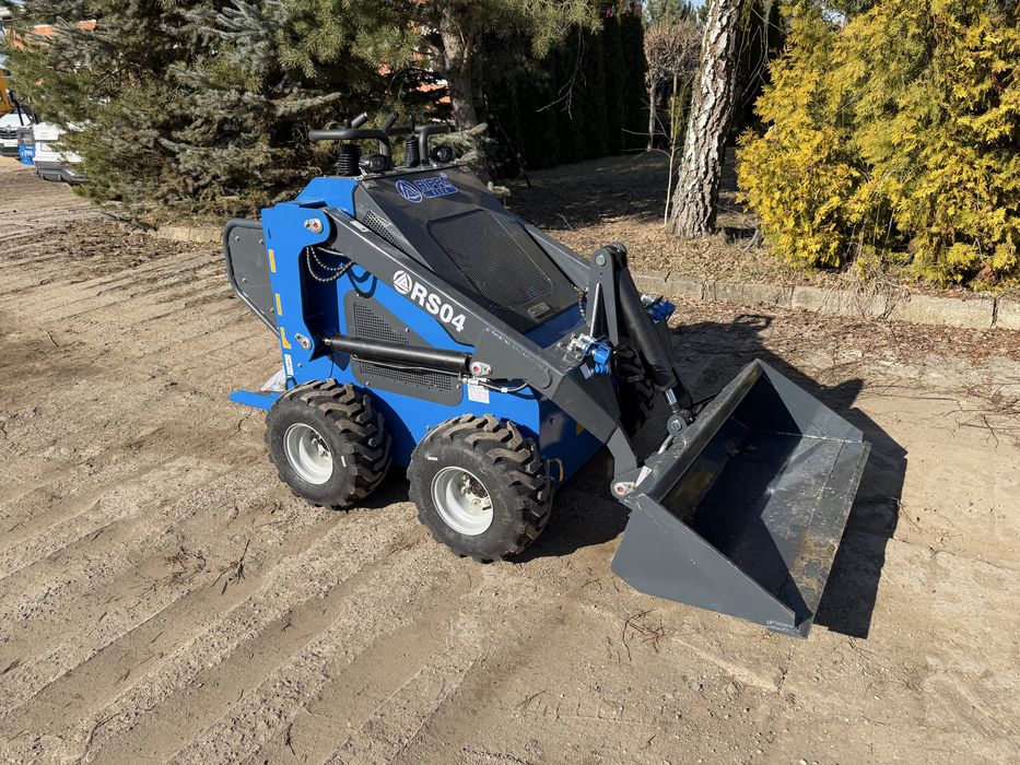 Miniładowarka rippa rs04 (kubota)