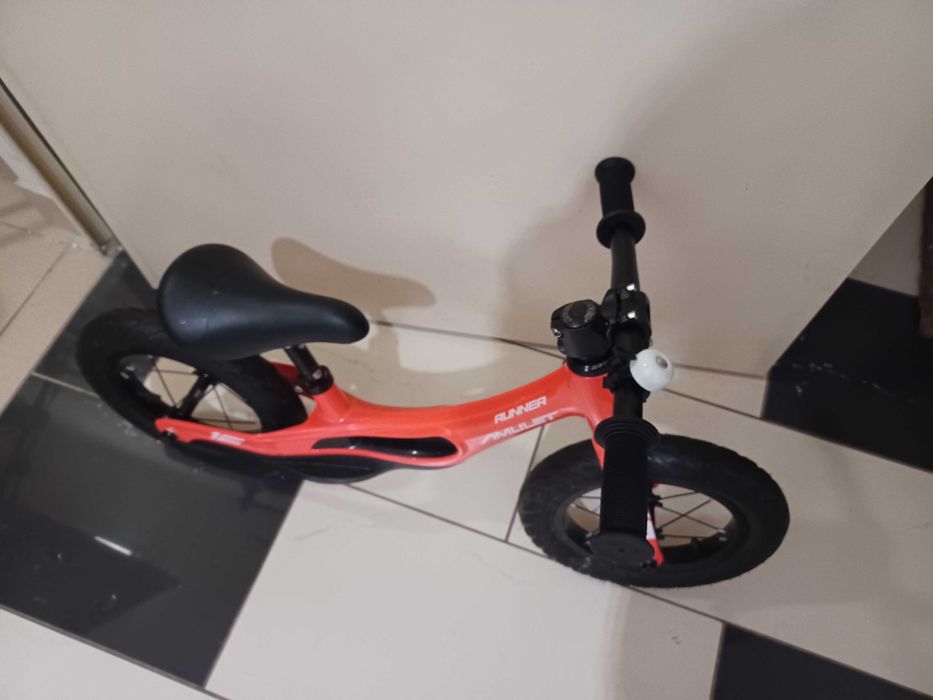 Rowerek biegowy Amulet 12 runner