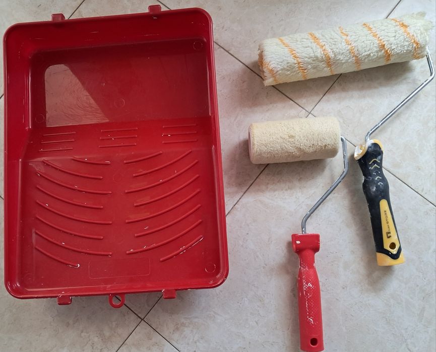 Tabuleiro para tinta + 2 rolos