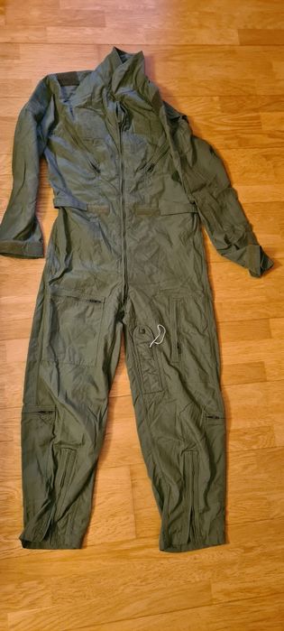 Fato de voo FAP novo.