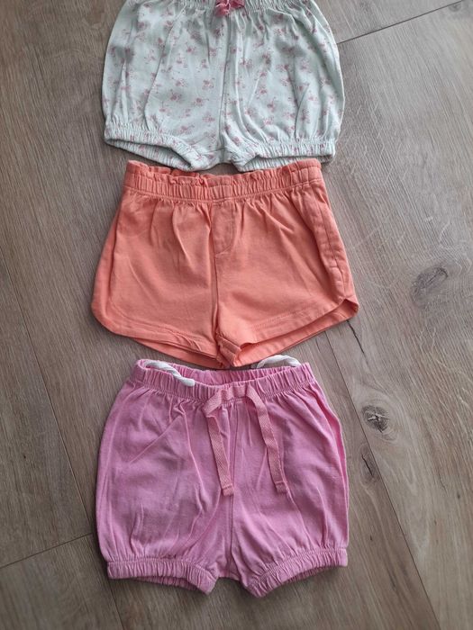 Krótkie spodenki niemowlęce dziewczęce r.68