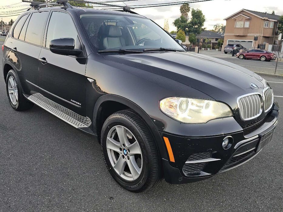 BMW X5 35D      2012