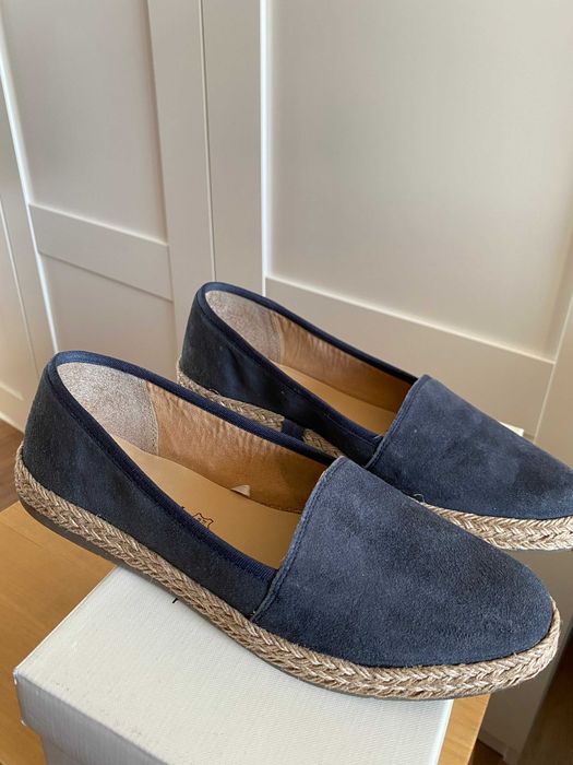 Granatowe zamszowe espadryle