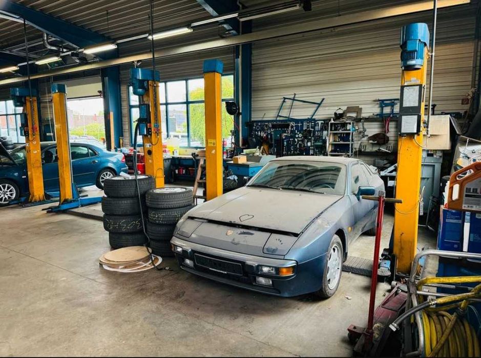 Podnośnik Dwukolumnowy Romeico H225. 2500kg 2,5 T Niemiecki