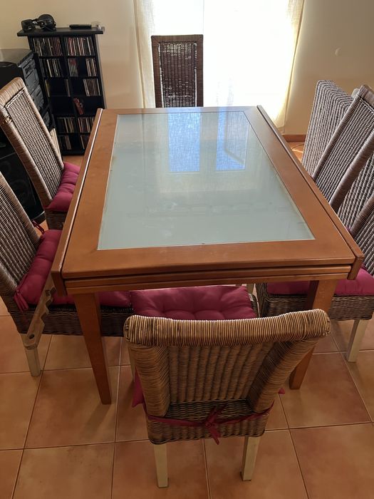 Mesa de jantar como nova