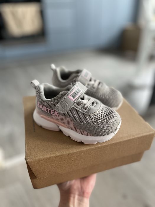 Кросівки Bartek для дівчинки 21 розмір