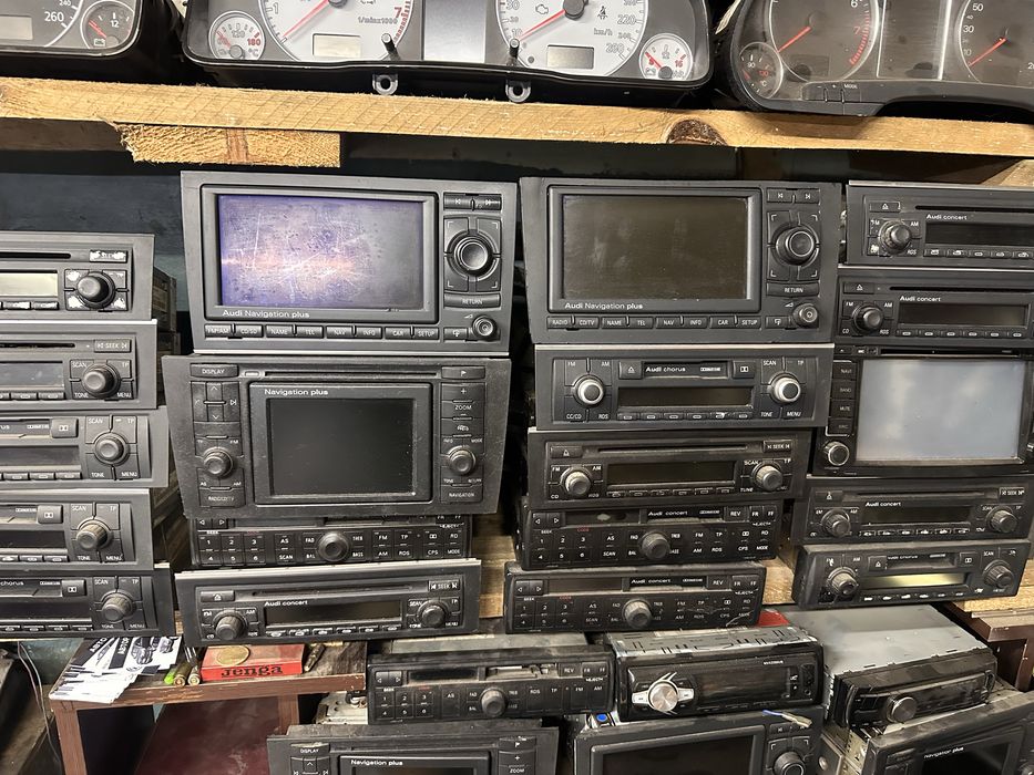 Магнітола Audi a4 b6 a4 b7 a6 c5 RNS-E  RNS-D