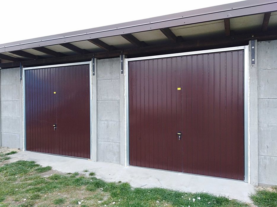 Brama garazowa uchylna skrzydlowa na wymiar