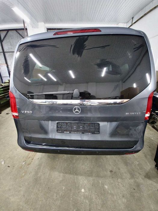 Задня дверка ляда Mercedes Benz V-Class