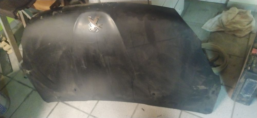 Material Peugeot 208