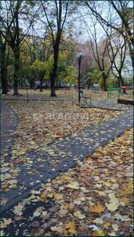 Продам 3кімн.квартиру Коновальця Євгена, 35  63 кв.м   ст.М"Печерська"