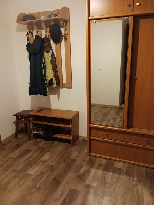 здам довгостроково 3кім. квартиру в Києві