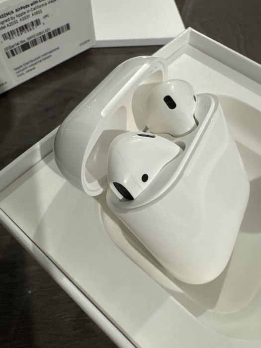 AirPods with Charging Case