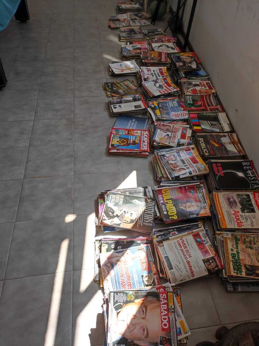 Revistas Visão, Sábado, Expresso, Grande Reportagem, Focus, etc.
