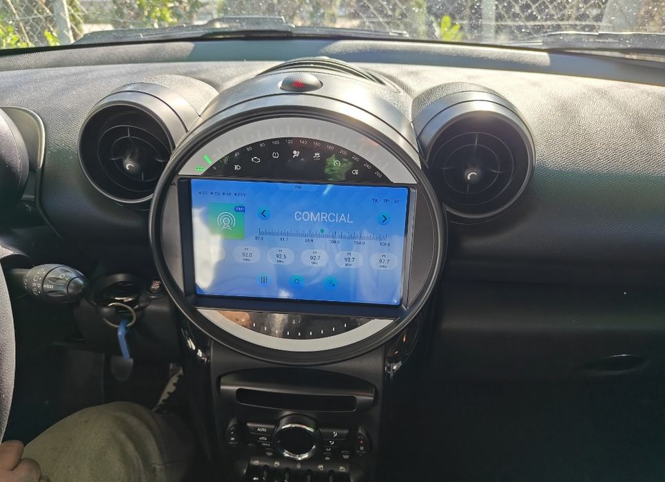 Radio 2 DIN 9" Mini Cooper Countryman (2011 a 2016) + Android (4+32 GB