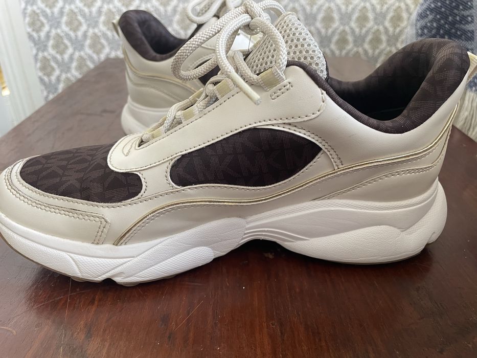 Продам кросівки Michael Kors оригінал розмір 40