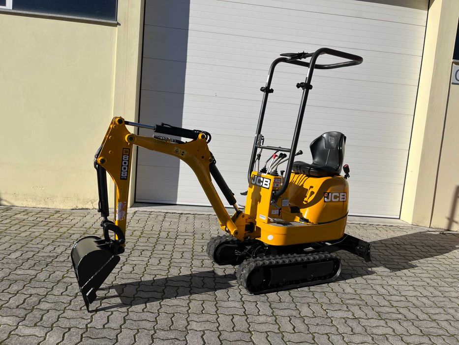 Giratória JCB com 3 baldes de 2018