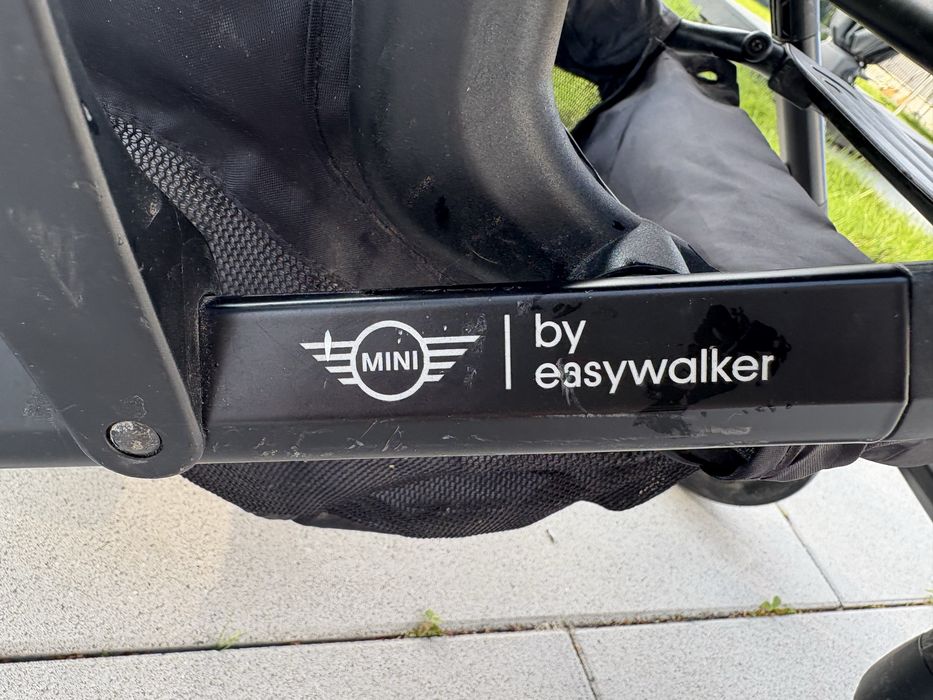 Mini by easywalker spacerówka kompatkowy wózek