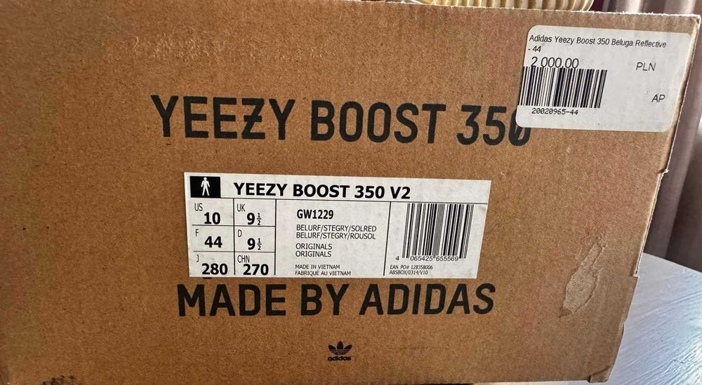 Yeezy 350 V2 Beluge buty
