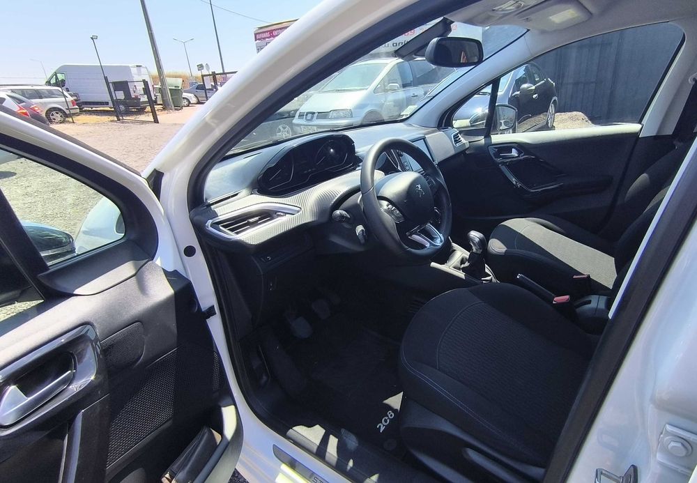 Peugeot 208 1.6 HDi Style Nacional