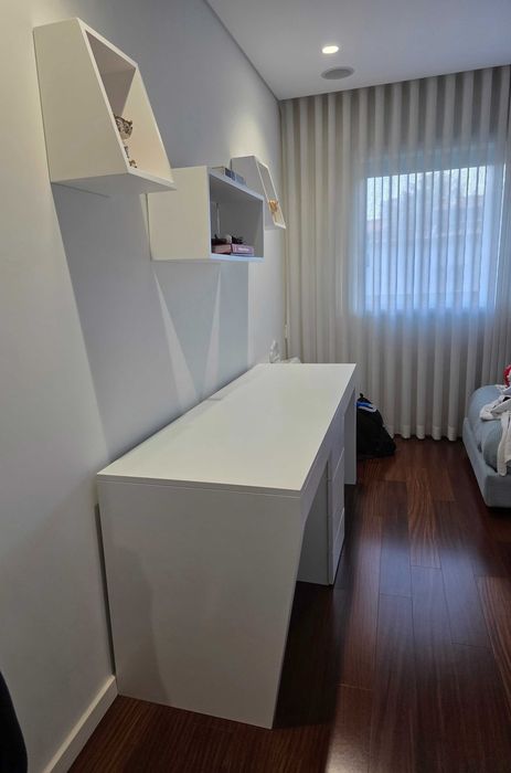 Secretária para quarto/escritório