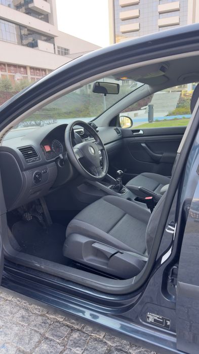 Volkswagen Golf V 1.4 Gasolina (2006) | IPO e IUC em Dia | 221.000 km