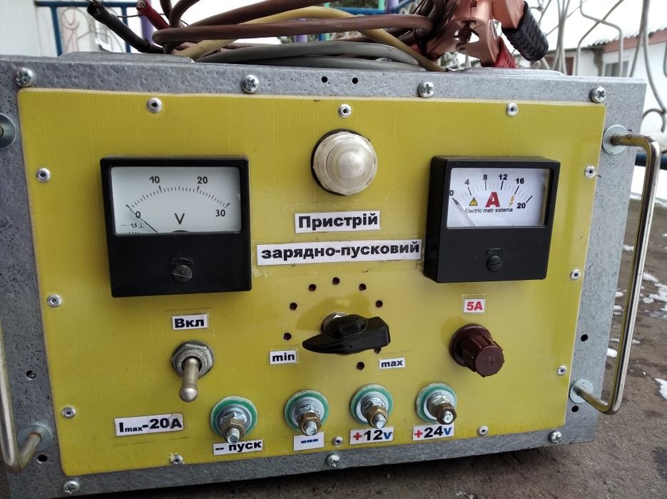 Пристрій зарядно-пусковий 12 -24v.