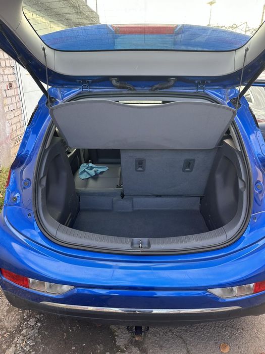 Продам Шевроле Болт EV