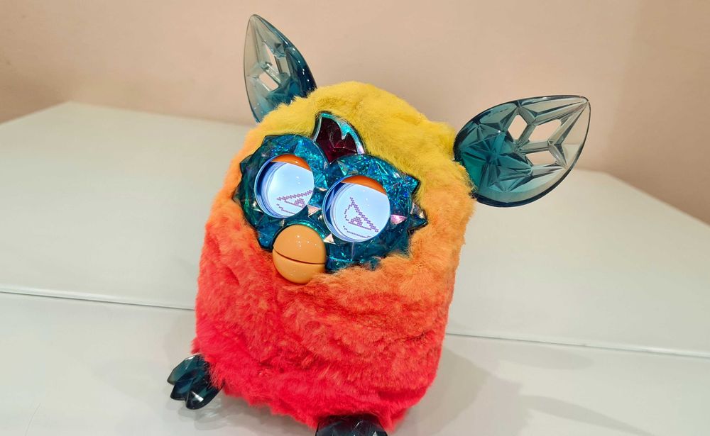 Furby Ferbi Crystal Super Stan