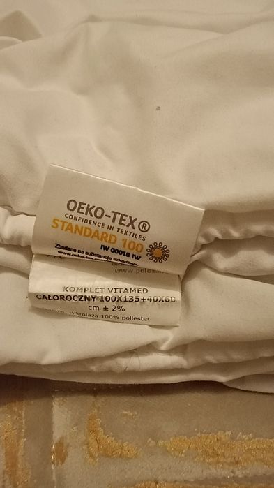 Kołdra 100x135 poduszka 40x60 dla dziecka z 3 kompletami poszewek