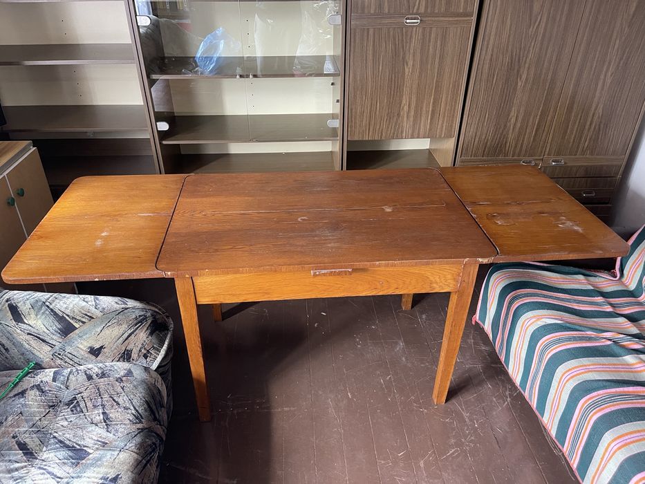Stół drewniany  rozkładany