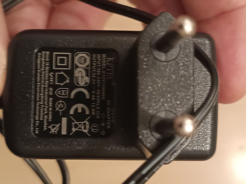 /// Odkurzacz pionowy Bosch 28V Flexxo Gen2 Serie 4-zasilacz,ładowarka