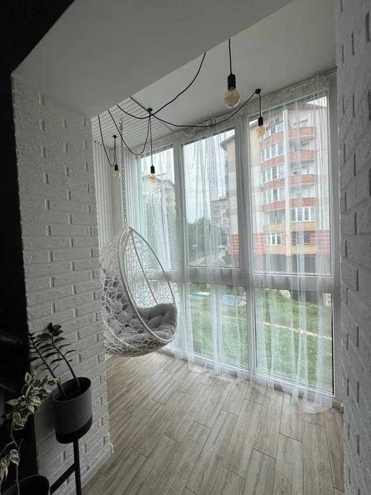 Продаж 2-к. кв. Євроремонт 47/36/11м² Винники ЖК Вілла Італія 94999$