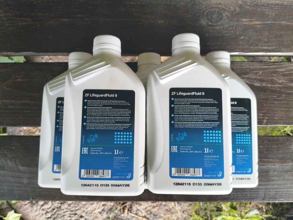 Оригінальна трансмісійна олива ZF LifeguardFluid 8 (1л / 5л)
