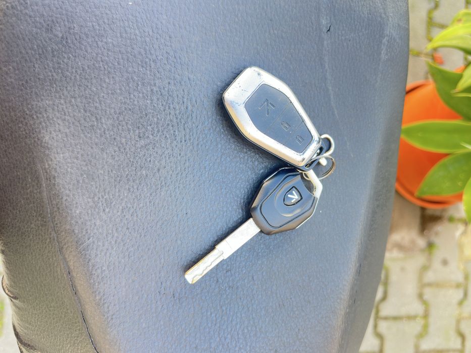 Mota eletrica (bateria danificada)