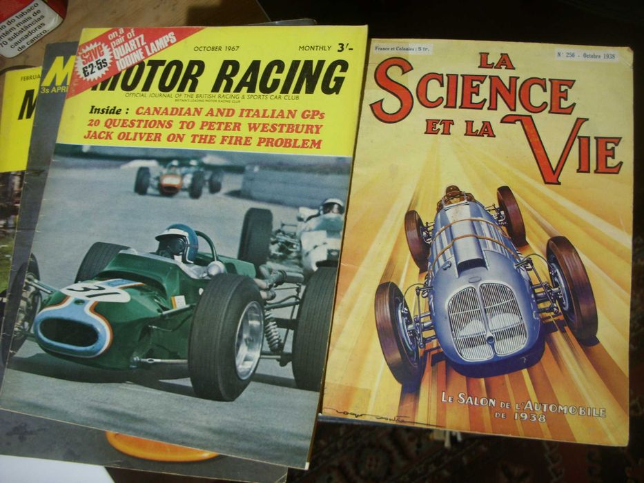 Vendo conjunto de livros e revistas de F1