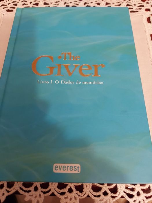Livro The Giver - Livro I. O Dador de memórias.