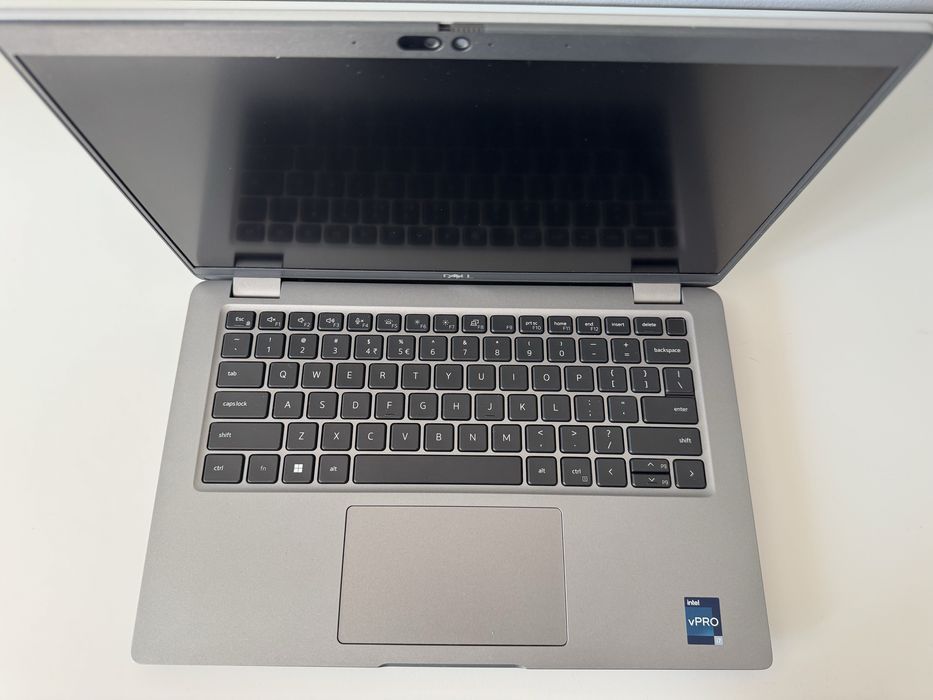 Laptop Dell i7-1365U/32GB/256GB SSD/Windows 11 Pro - Latitude 5440
