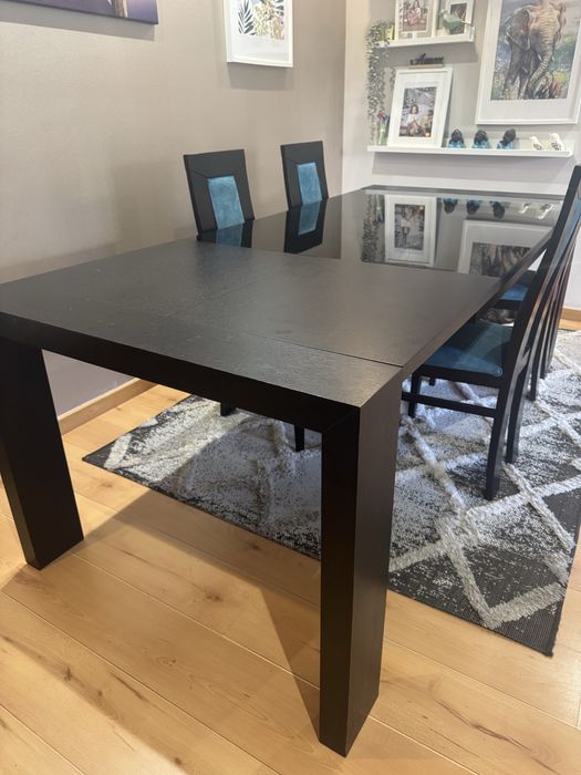 Mesa extensivel e cadeiras Antarte