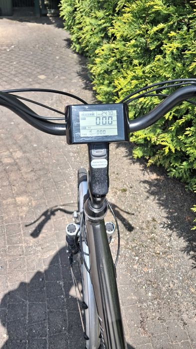 rower elektryczny w bardo dobrym stanie