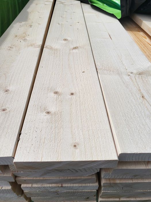 Deska kantówka 28x195mm świerk sucha Södra